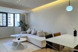 Spacious 1BR Apt +floor heating +elevator | First rent | West Nanjing rd | Suzhou Creek