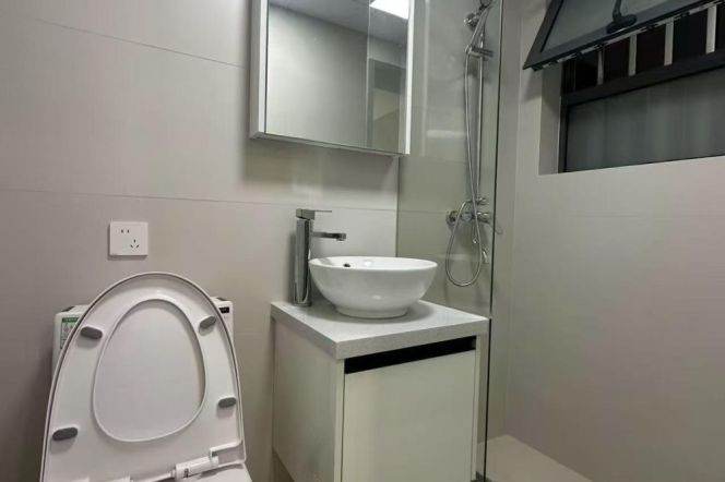 jiangsu rd elevator 1BR/living room@L2/11