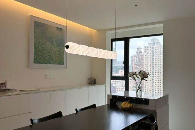 Changping rd elevator 3BR 2BATH apartment