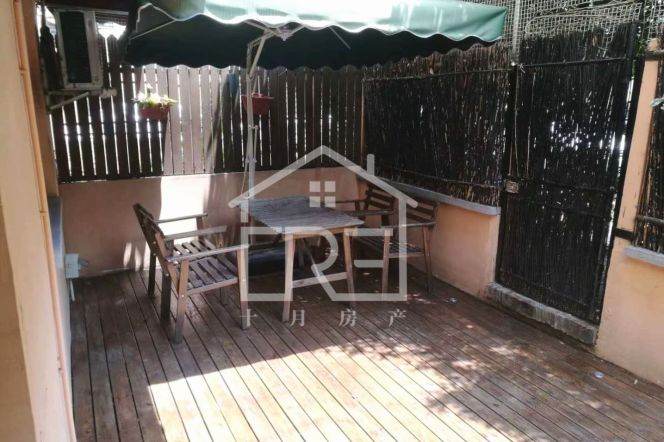 Big yard 1+1bedroom Apt+wall heating+oven@Line1 Hengshan Rd