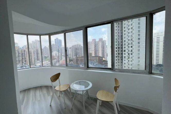 Elevator 2Brs/1Lr/1Bt apt nr Changshou rd,M7/13