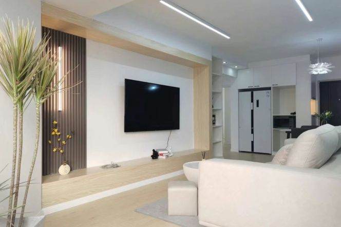 jiangsu rd elevator 2Br/big living room@L2/11