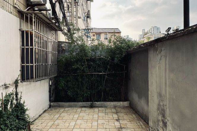 Attractive Front&Back Yard/Jiangsu Rd MT/Huge Living+Dining/Large Storages/Cozy2br2bt