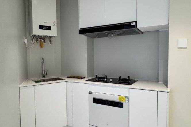 Spacious 1BR Apt +floor heating +elevator | First rent | West Nanjing rd | Suzhou Creek