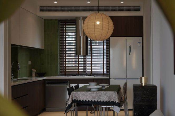 Modern 4brs with floor heating in central Xujiahui