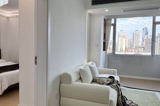 Modern&Bright&New 2BR | Zhongshan Park Metro L2/3/4 | Great view + Elevator 9.8K