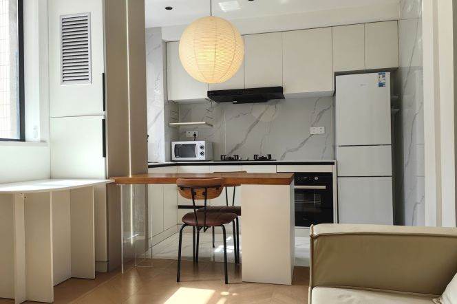 Modern 2Beds Lots of Storage@Yanping Road