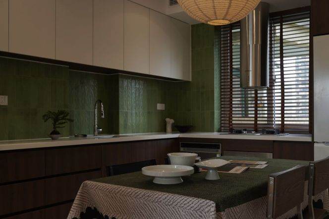 Modern 4brs with floor heating in central Xujiahui