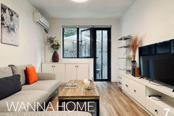 Attractive Front&Back Yard/Jiangsu Rd MT/Huge Living+Dining/Large Storages/Cozy2br2bt