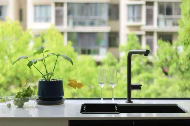 Xujiahui center La Cite floor heating 3brs/2lr/2ba apt with balcony;L1/9/11