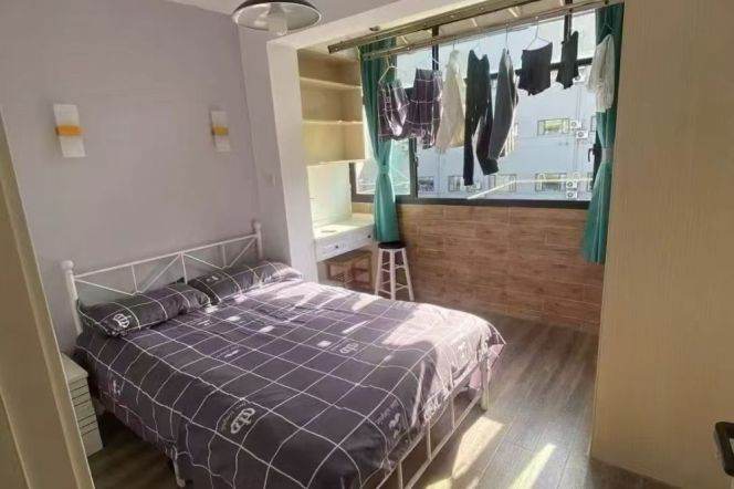 Bright 1br/1lr/oven @west yan’an rd rd sta 4.7k