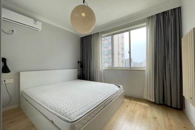 Elevator 2Brs/2Lrs/1Bt apt nr West yanan rd,M3/4