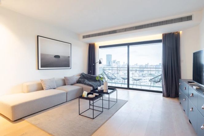 Huashan Rd/Central Residences 3br155sqm