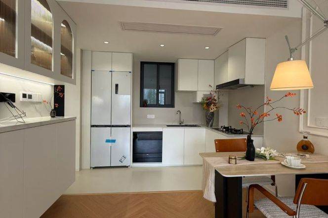 Elevator Spacious 1Br/2Lr/1Bt Close to L3/4/11/14 Caoyang Rd Metro Station 