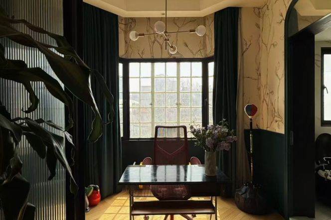 Tasteful 2+1BR 3BA 180m² Old Apt nr IAPM