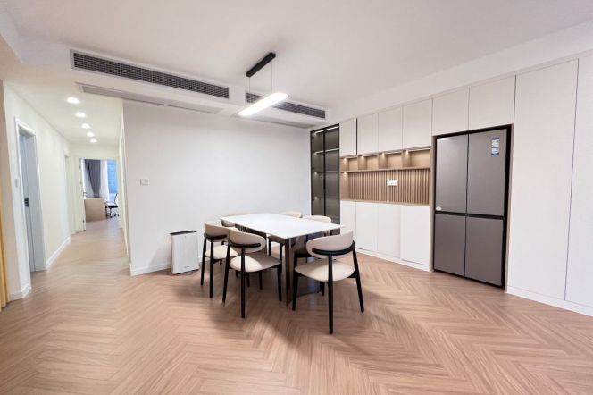 Zhongshan Park/3br2bt/central AC/floor heat/oven