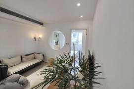 Modern bright 1br 1lr near IAPM only 7.5K 