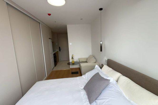 Spacious-Fashion-lift-1Br-Nr Huadong Jiaotong uni-Caoyang rd/Putuo area/L3/4/11/13/14