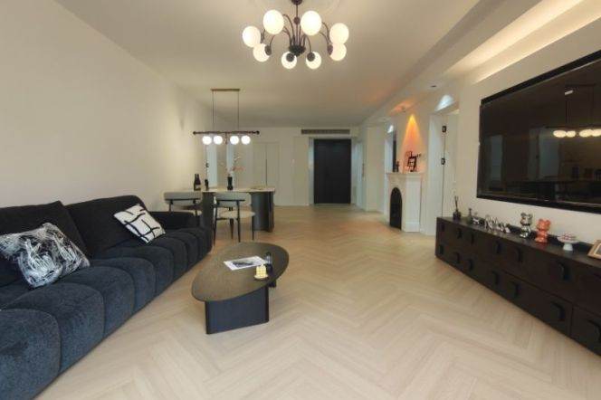 Gubei 4br with  garden 