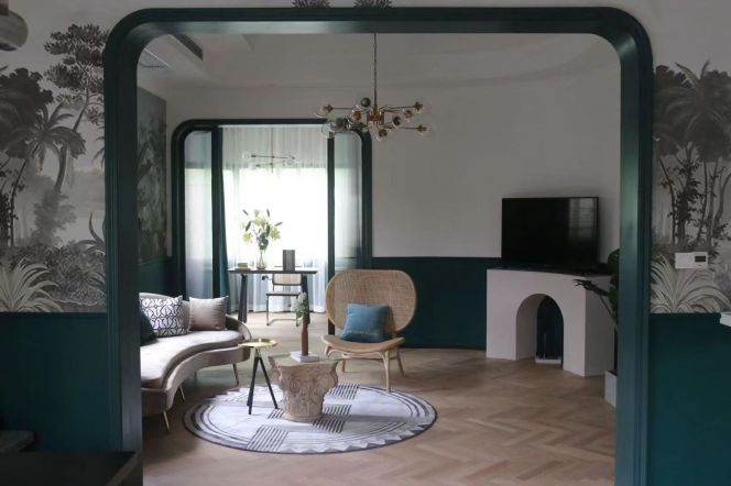 Tasteful 2+1BR 3BA 180m² Old Apt nr IAPM