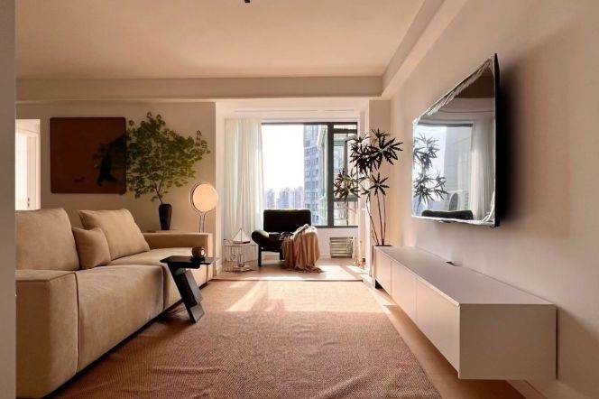 line13/14wuning rd. 2beds1bath .high floor high end compound