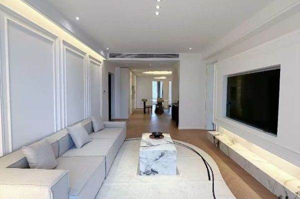 Jing'an changping rd 3br 2bth newly renovated. 