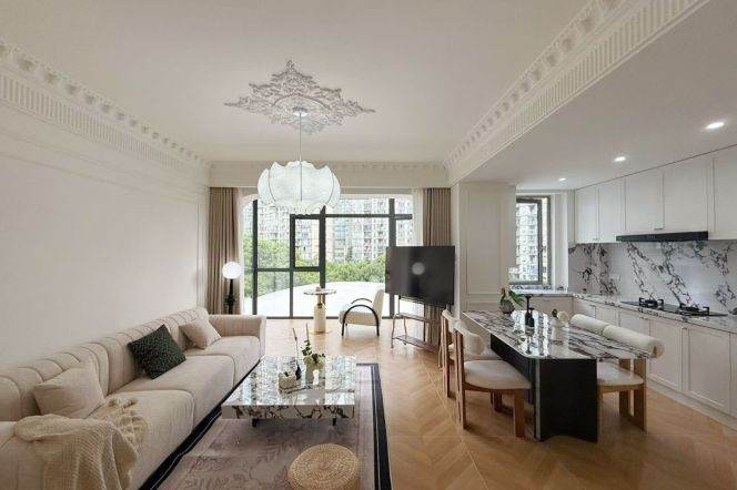 Xiaonanmen/2br2bt/central AC/floor heat/oven