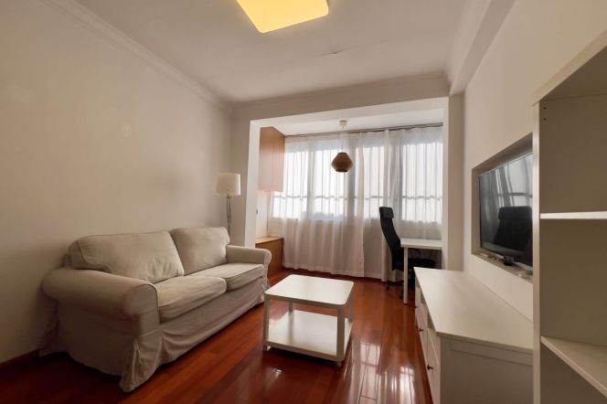 2br-Fuxing Middle Road - 5 minutes to Line 1/10/12 - Shaanxi South Road