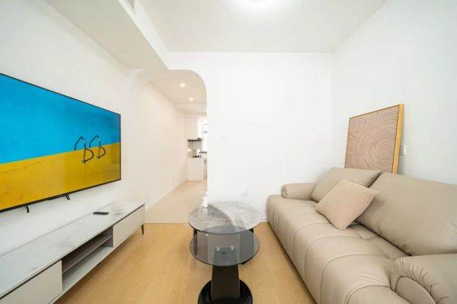 Furnished 1bd-Jiangsu Road