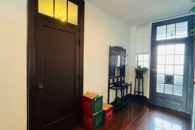 The classic buildings of Wutong District, such as Wuchang Building, are truly unique.