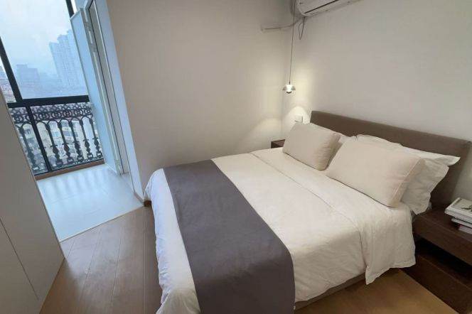 Spacious-Fashion-lift-1Br-Nr Huadong Jiaotong uni-Caoyang rd/Putuo area/L3/4/11/13/14