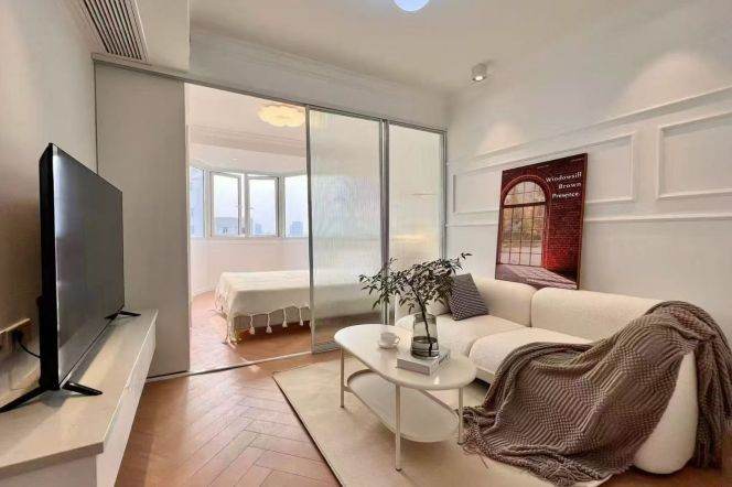 Elevator 1br/1lr @zhongshan park sta 6.7k