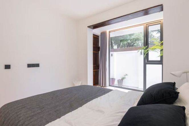 High-ending 1Br w. Patio&Floor Heating