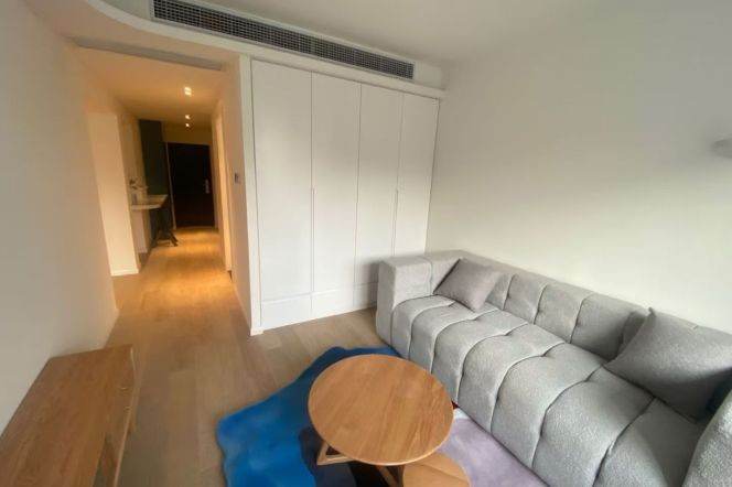 Newly 2br/80sqm & heating/balcony @Jiangning Rd & Line 13