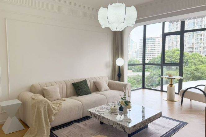 Xiaonanmen/2br2bt/central AC/floor heat/oven