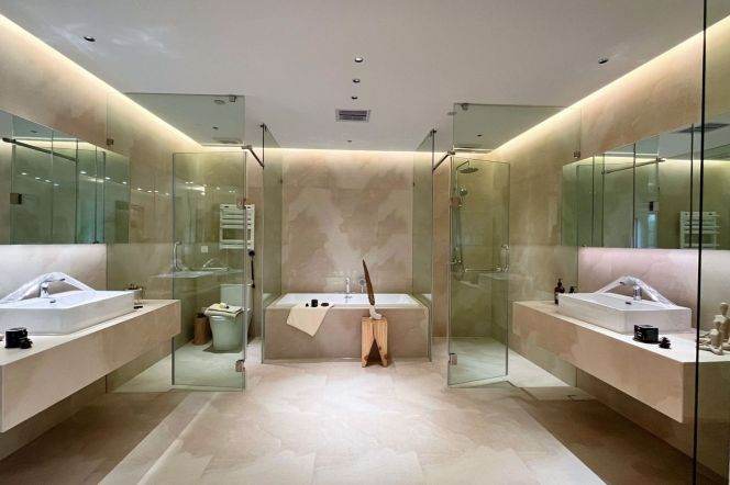 Gubei Brand-new modern renovation 6br 