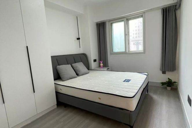 Elevator 1br/1lr @jiangsu rd rd sta 6k