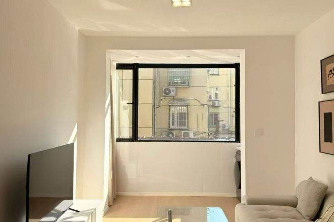 Concise and Homey 1Bed with Oven@Yueyang Road