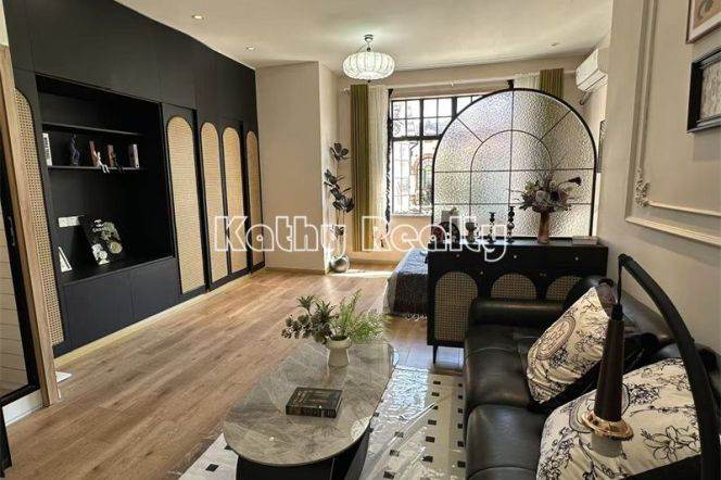 Historic 1BR APT Fuxing Rd nr Changshu Rd 7.5k