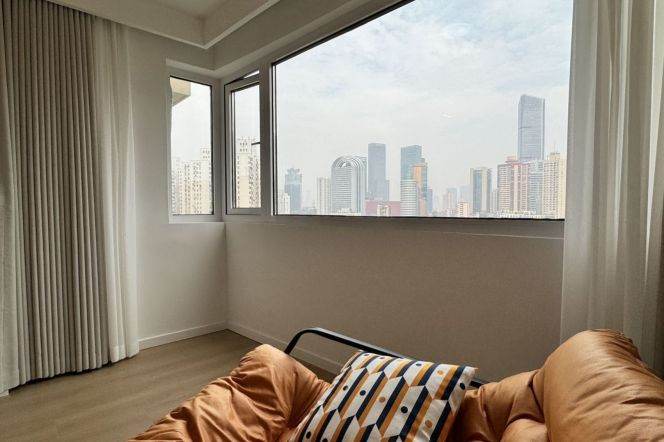 0 step Wuding rd L14 | Spacious &Bright&Modern 1Br | Heating ,elevator ,13.9K