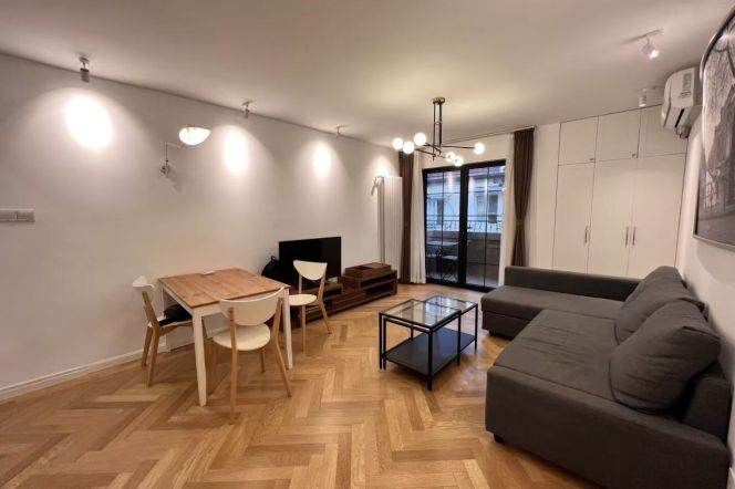 Duplex 2Br-2Bathr + open balcony | Jiaotong University metro L10&11 | 15.9K