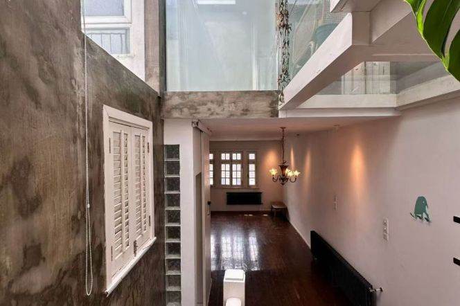 Spacious 2brs&2baths with terrace near South Shaanxi Road