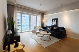 A premium residential compound in Jing’an District