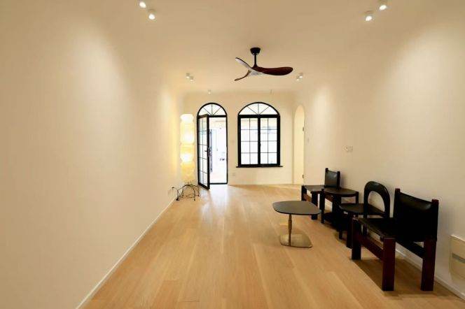 Shanghai Library 1BR apartment with garden