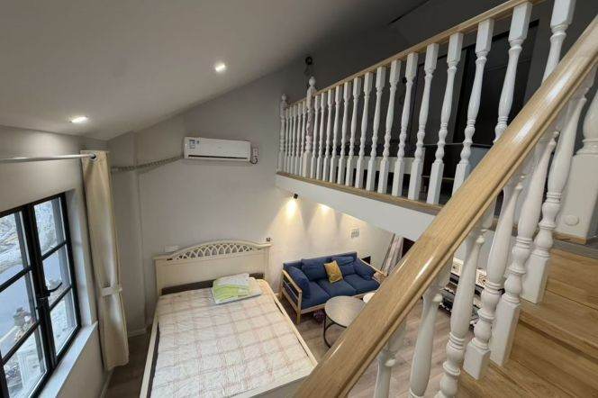 Spacious Duplex 1BR APT Shanxi(s) Rd 6.5k