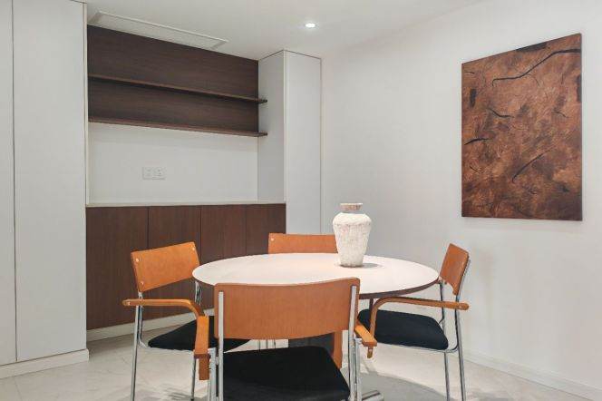 Renovated 3BR 2BA High-Floor in Lujiazui | Panoramic Views & Prime Location