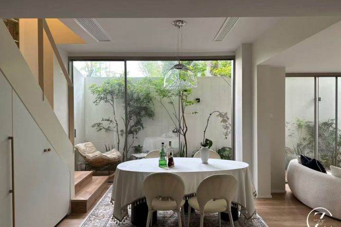 Super Modern 3BR Duplex w/Patio next to Changshu Rd Station