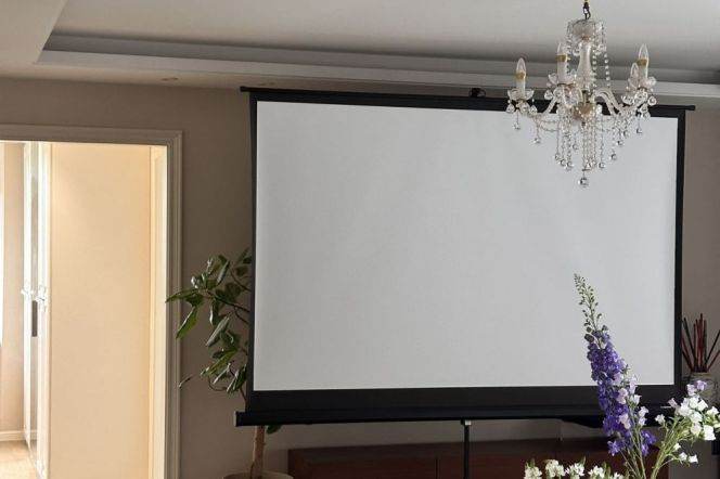 Huge 1+1brs with good view near Xintiandi/IAPM