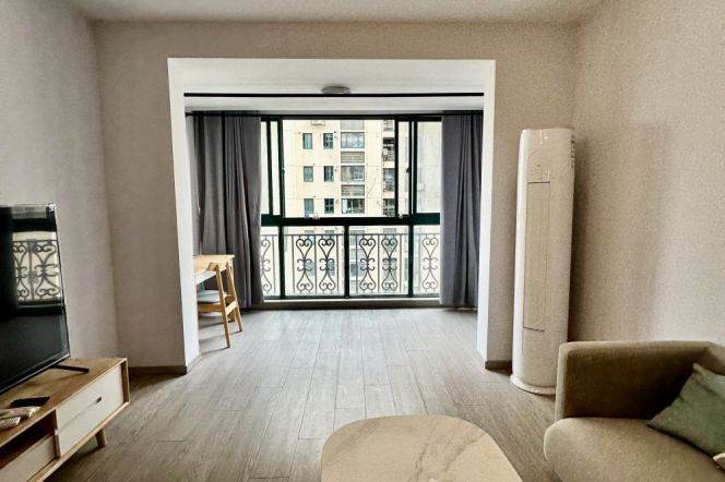 Super nice 2Br Xintiandi good compound