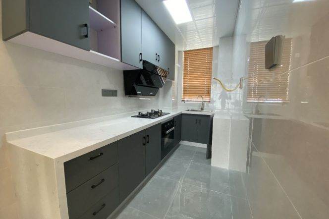 2 Brs, 2 Baths with Open Balcony/Floor heating/Central ac, 120 sqm @ Jiashan metro L9&12